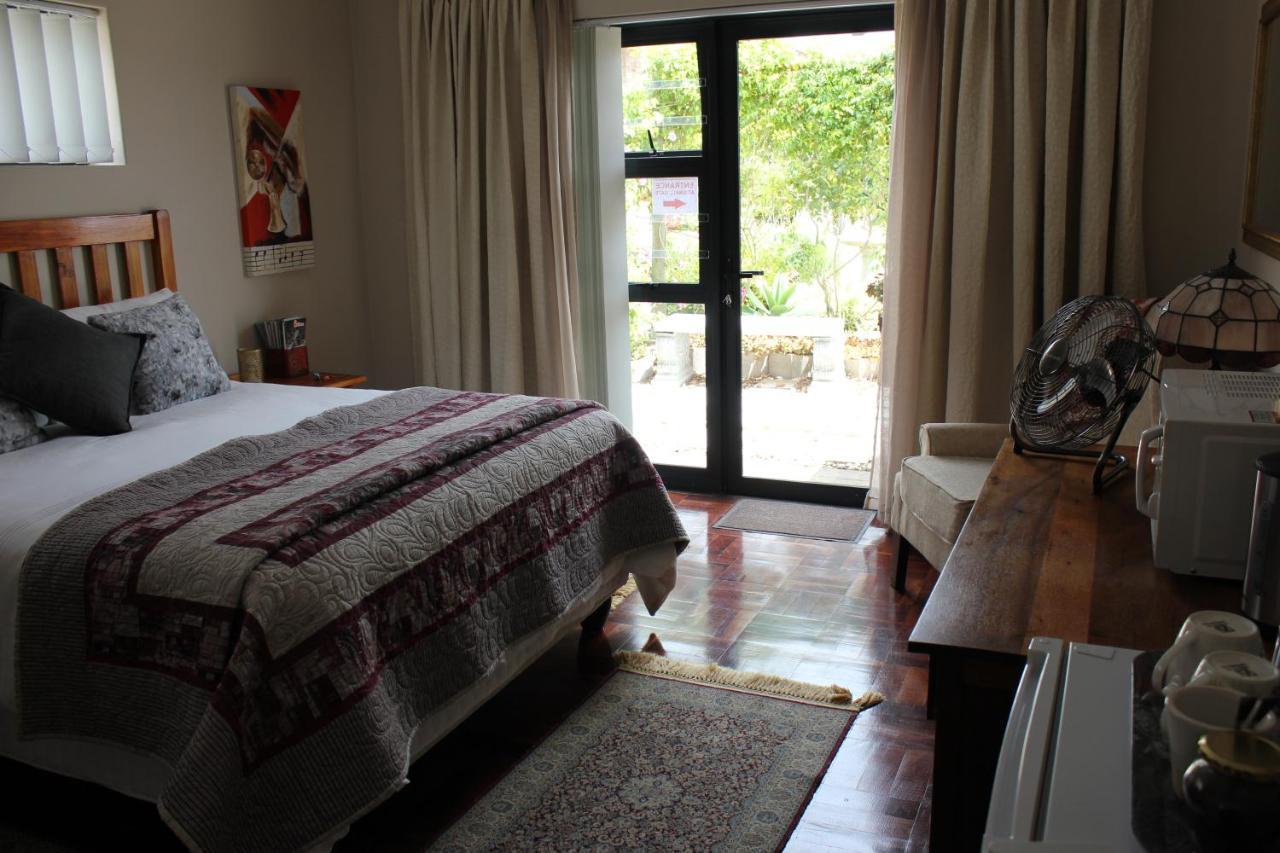 Traveller'S Rest, Reebok Mossel Bay Exterior foto